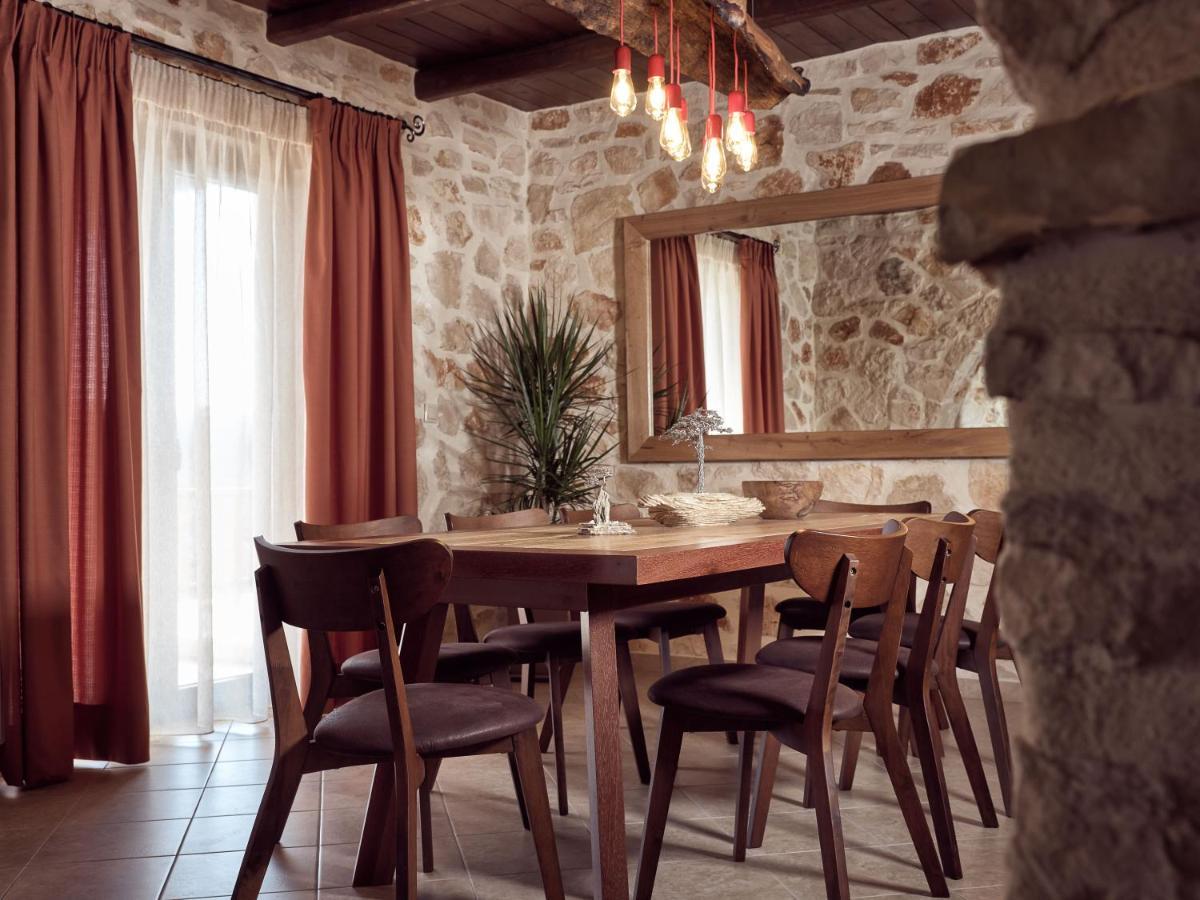 Villa Meralia Anafonítria Екстериор снимка