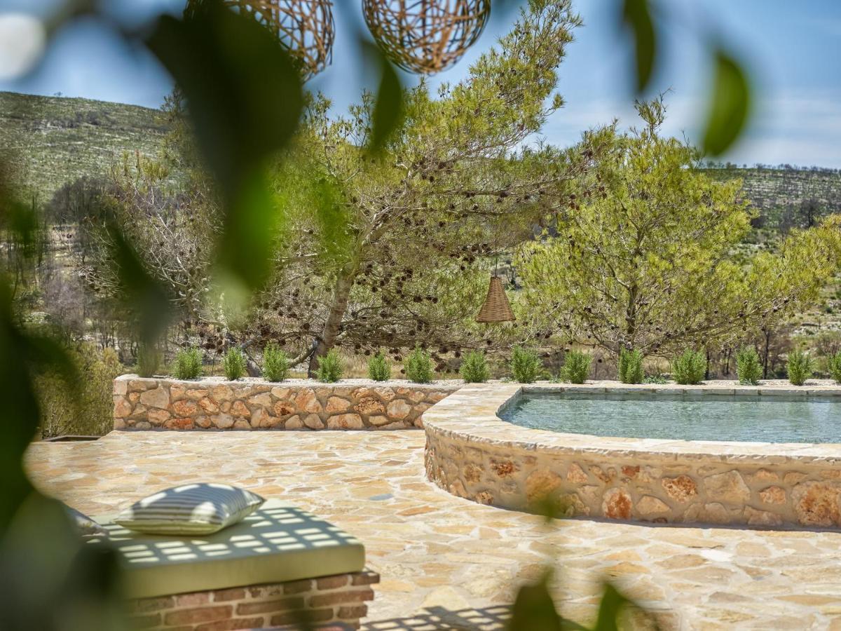 Villa Meralia Anafonítria Екстериор снимка